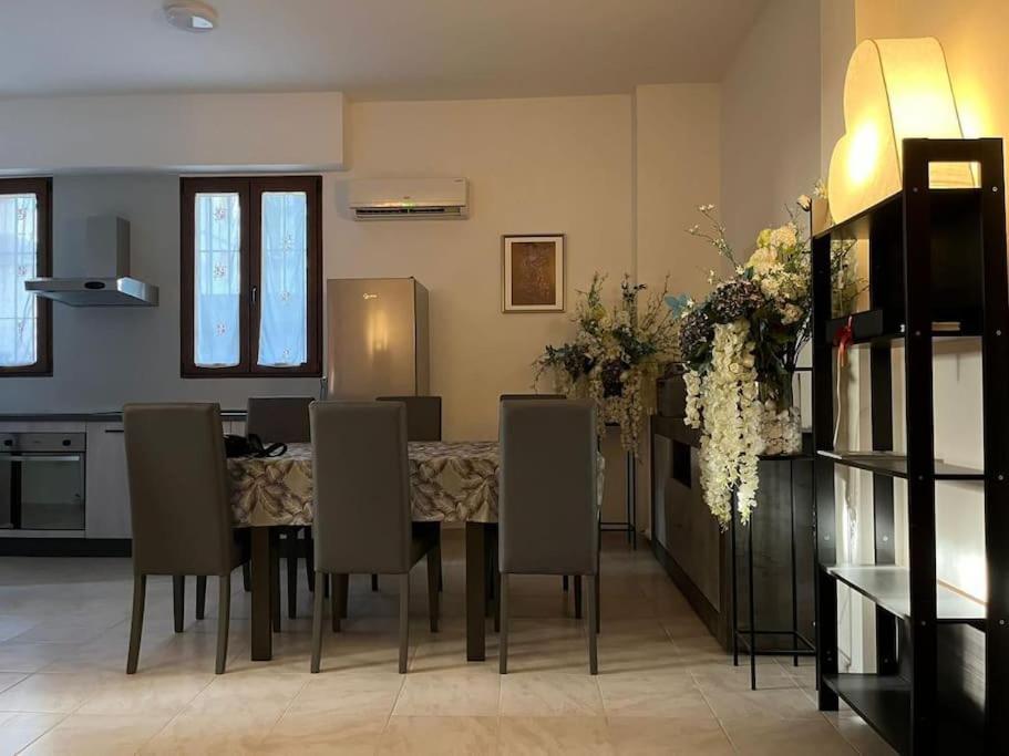 Bilocale Confortevole A Due Passi Dalla Stazione Apartamento *